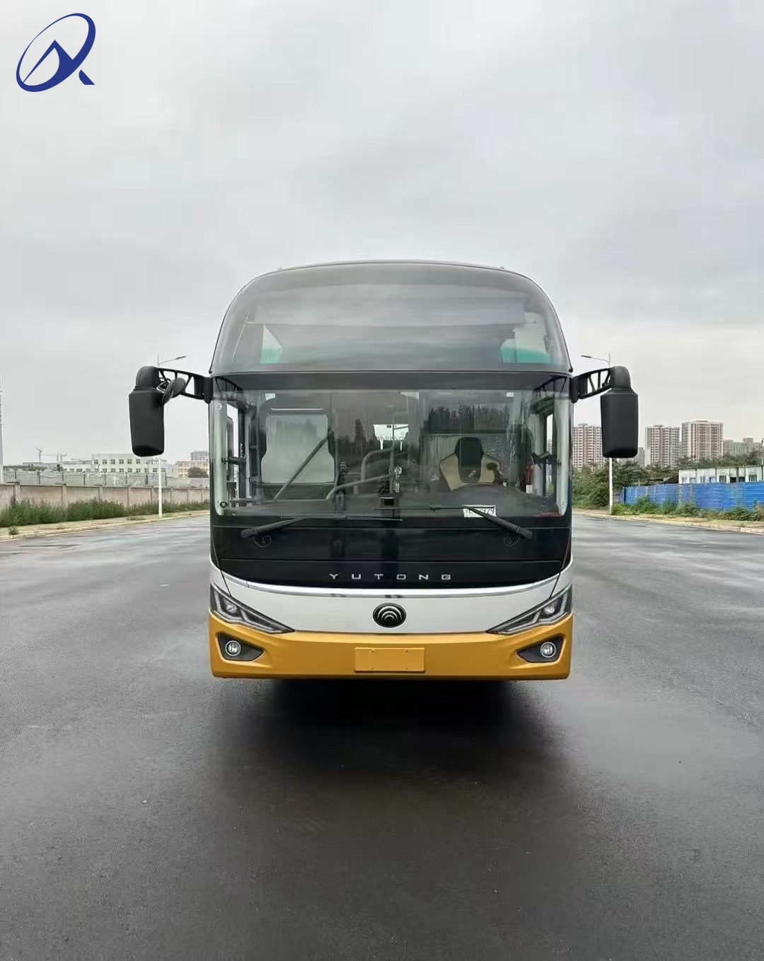 Hot Selling Yutong Zk6128 Zk6112 Front Engine Yutong Bus 24-56 Seats RHD Passenger Bus