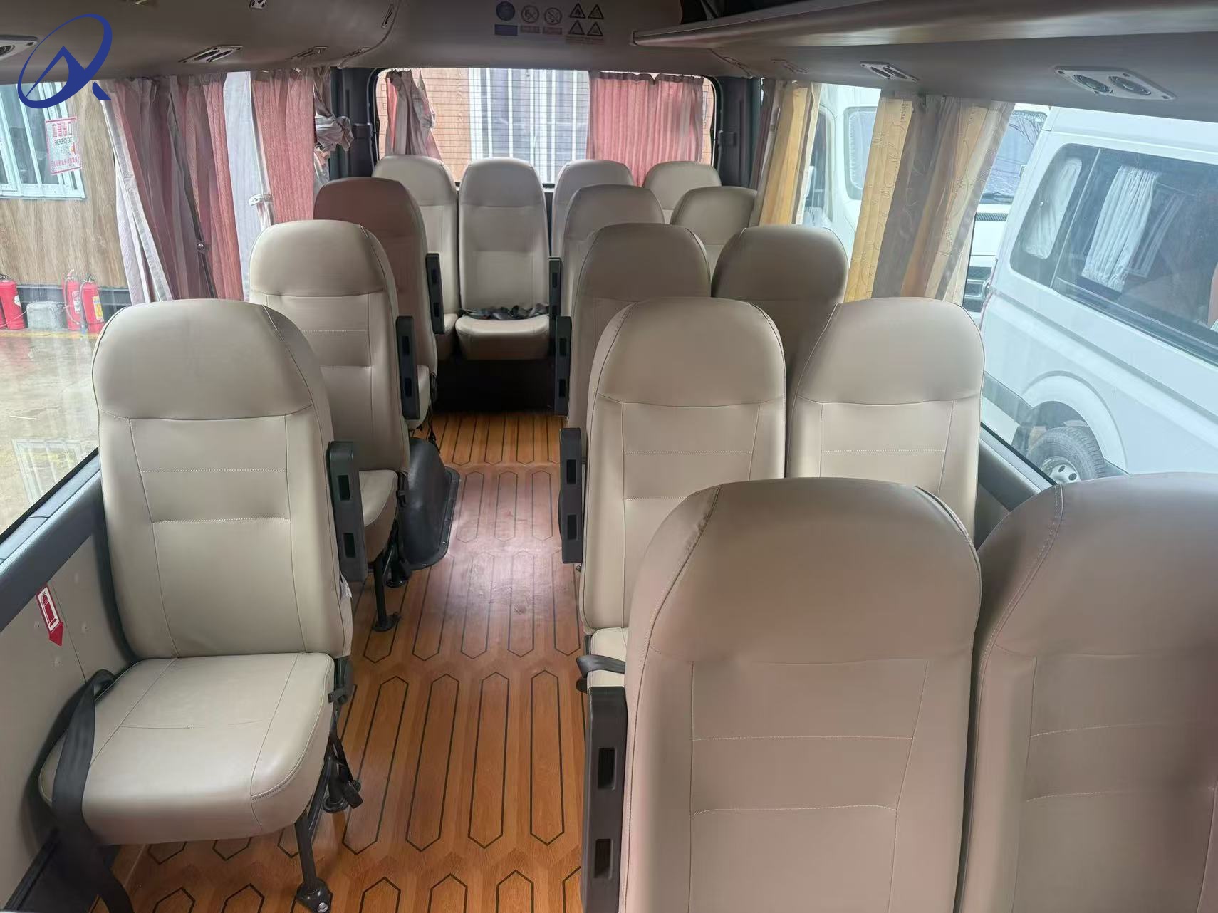 Cheap Price Used Comfortable Seats Diesel 20-30 Seats Hyundai county Bus
