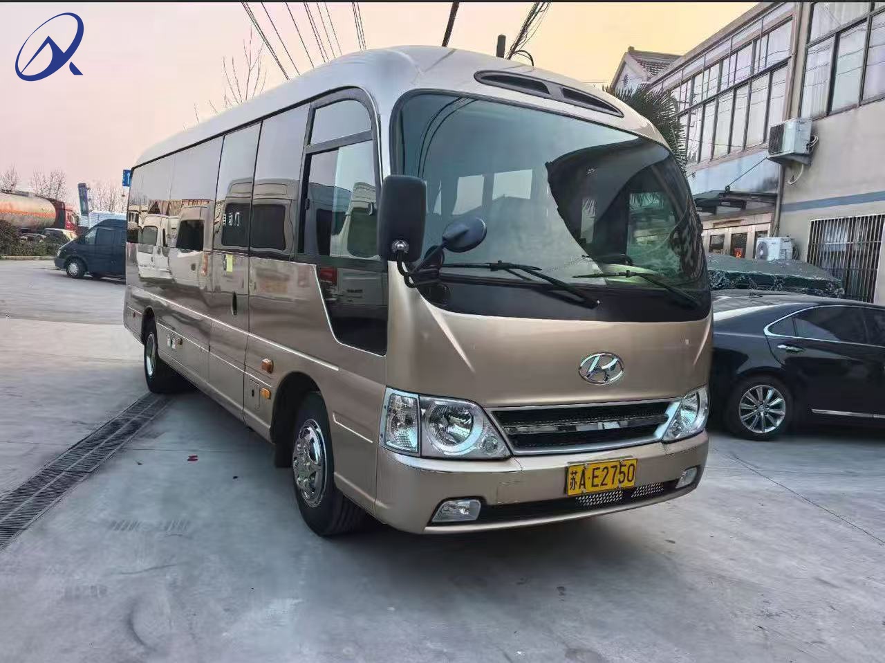 Cheap Price Used Comfortable Seats Diesel 20-30 Seats Hyundai county Bus