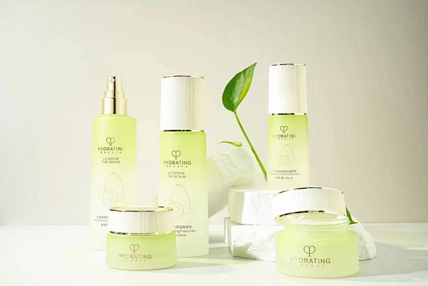 Yuesheng Cosmetics Glass Bottle Factory