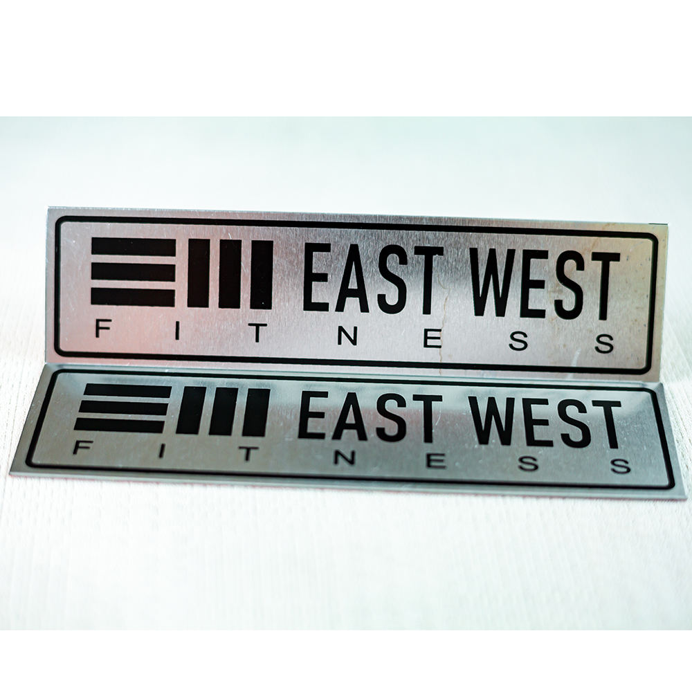 Customized car brand nameplate