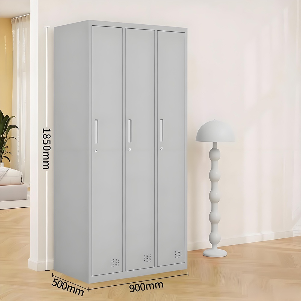 Steel locker - 3 doors