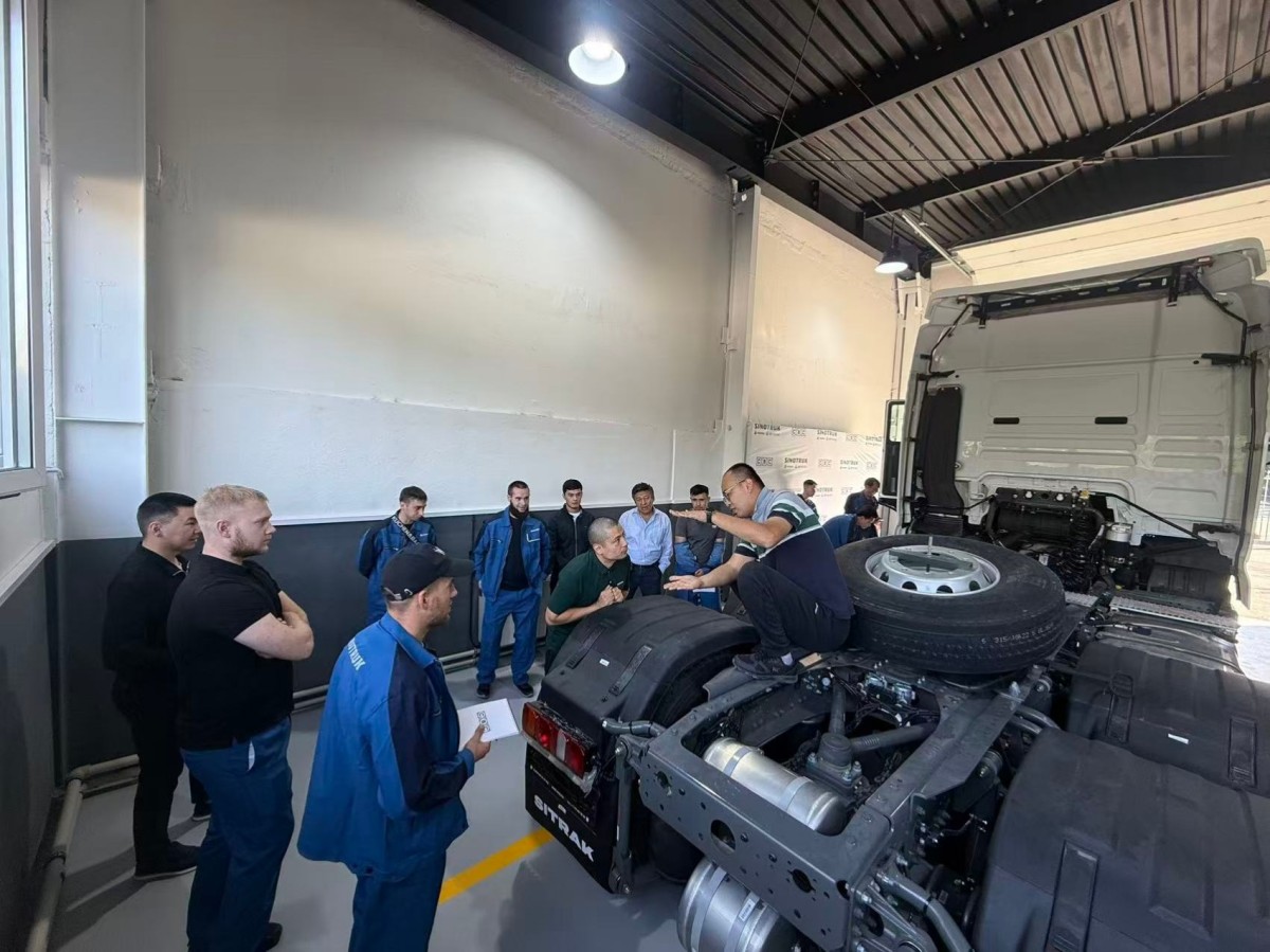 SINOTRUK Institute in Kazakhstan Officially Begins Operations (2)