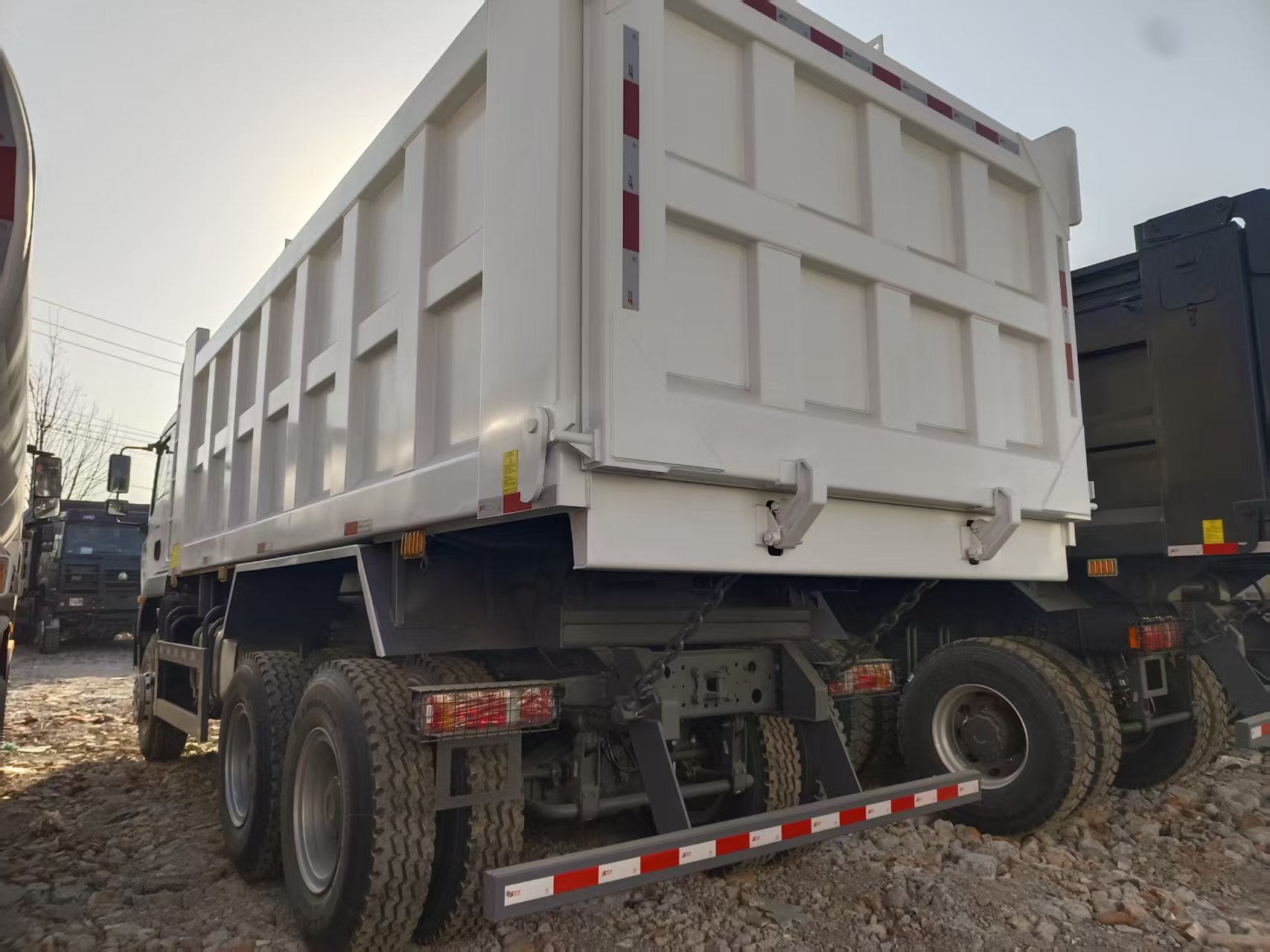 Camion-benne HOWO TX 6×4