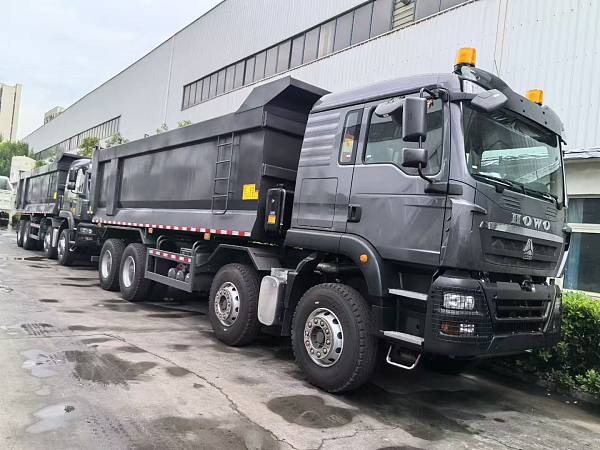 Camion-benne HOWO TX 8×4 (4)