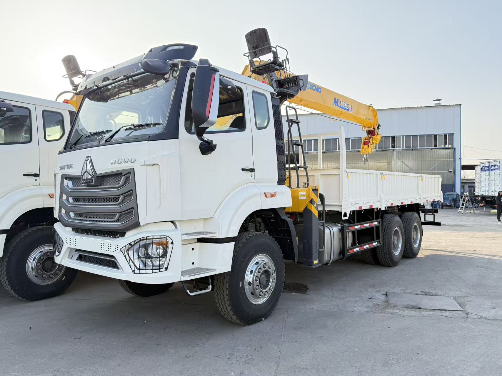 Camion-grue HOWO NX 6×4