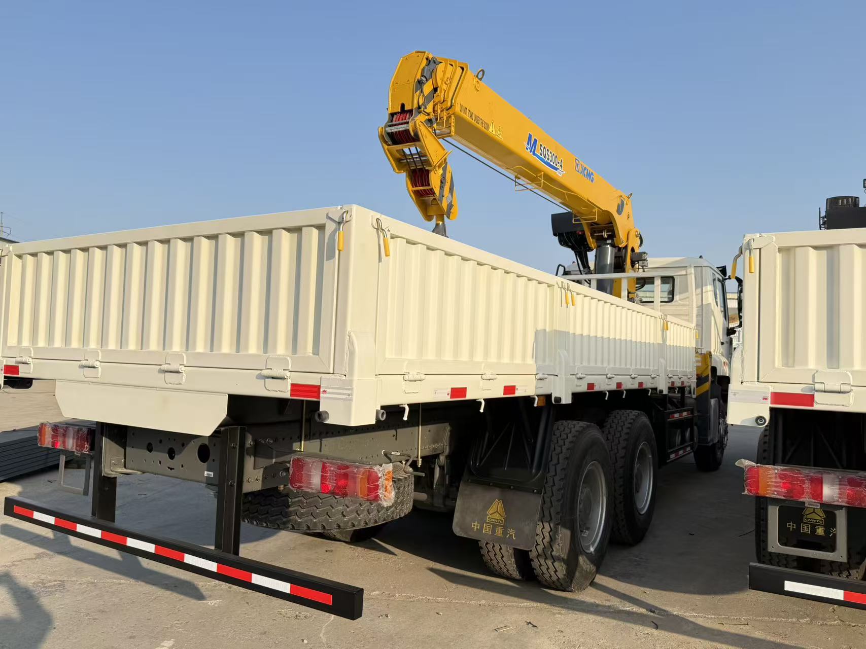 Camion-grue HOWO NX 6×4