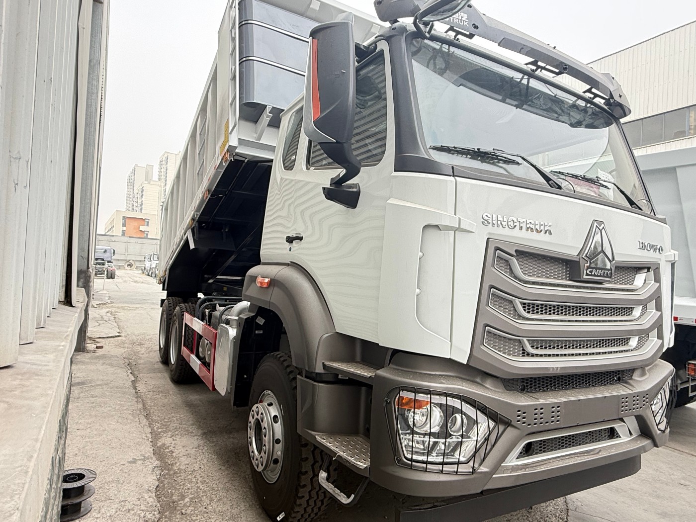 Camion-benne HOWO NX 6×4