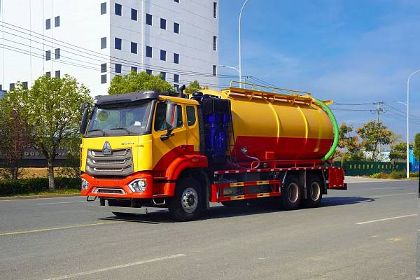 Camion-citerne 6