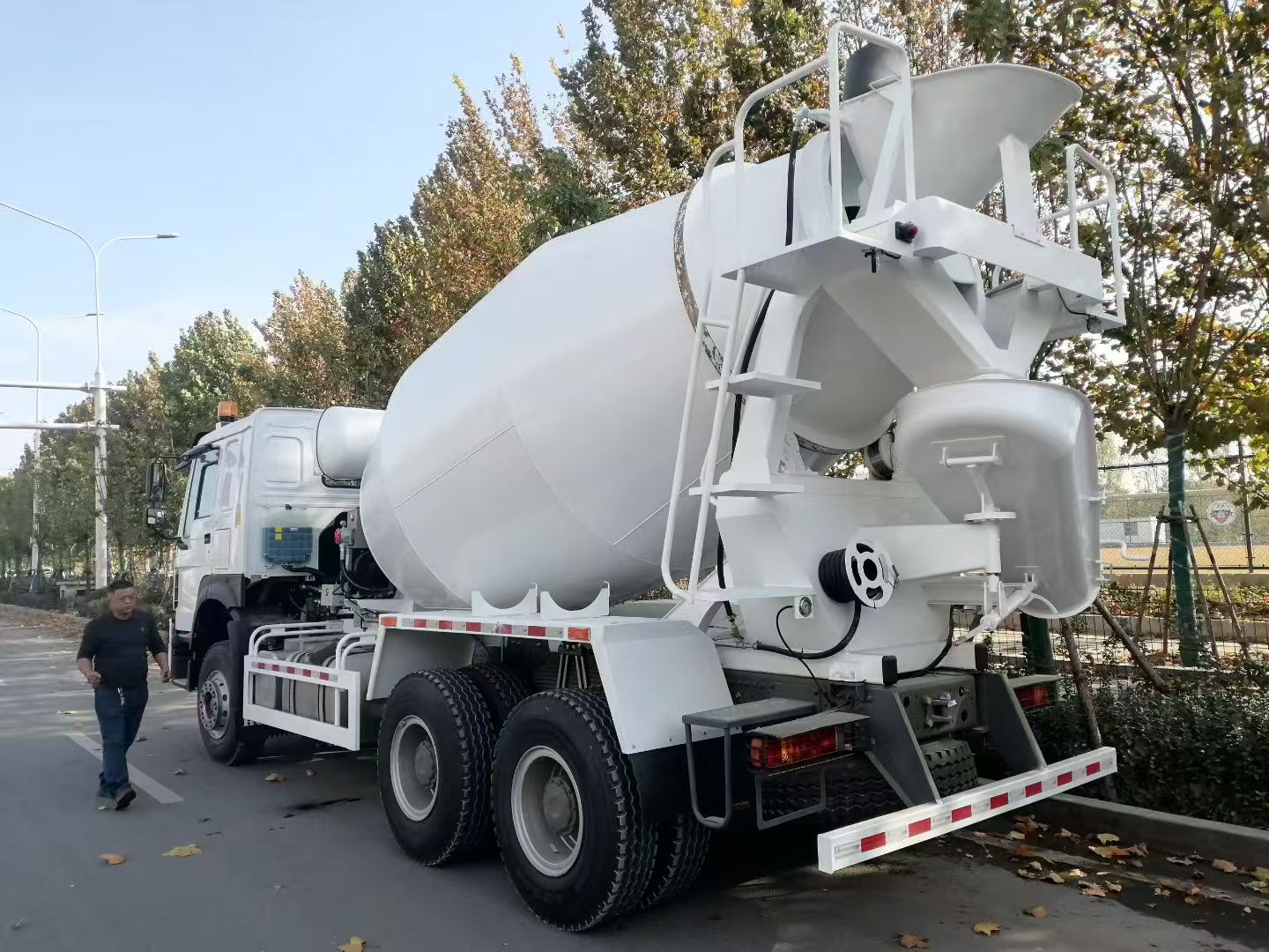 Camion malaxeur HOWO 7 6×4