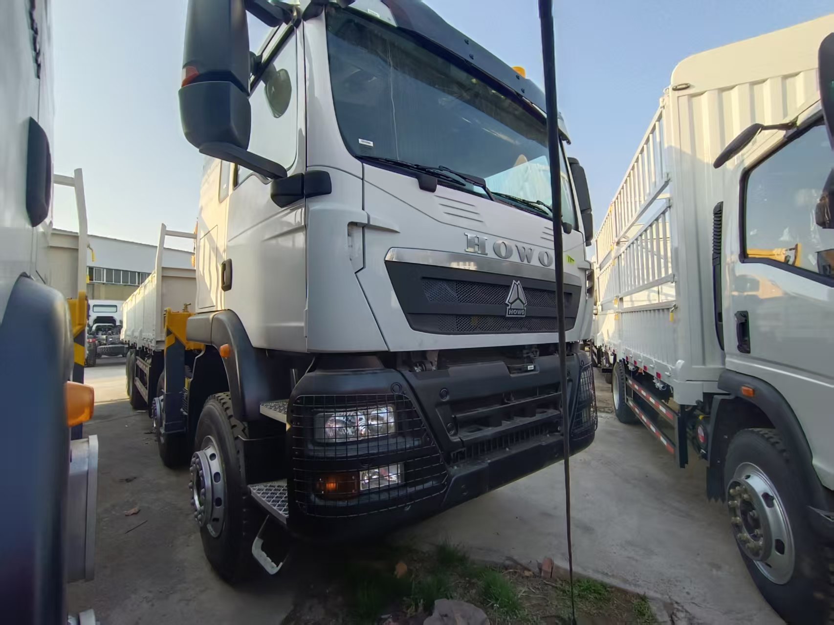 Camion-grue HOWO TX 8×4