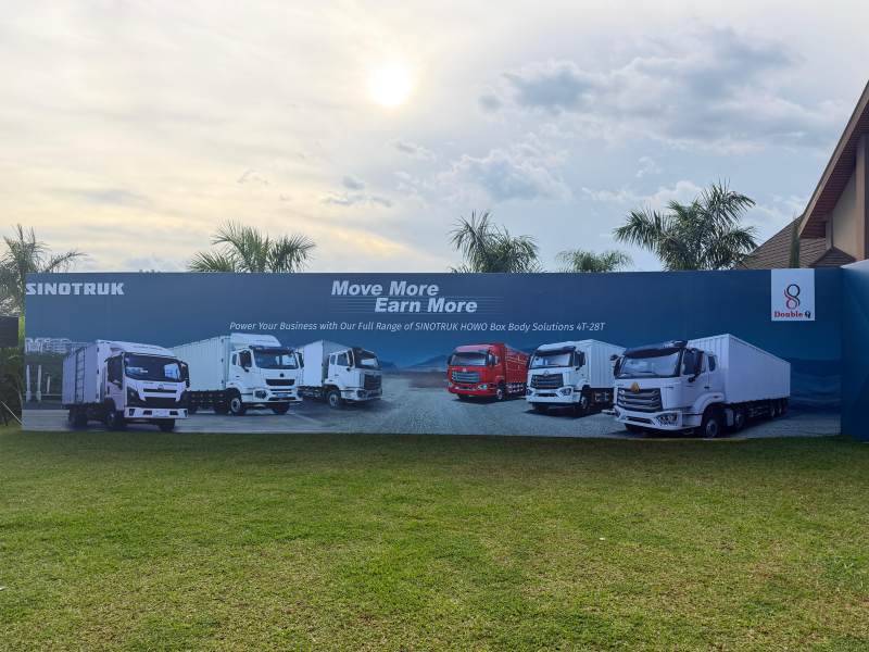SINOTRUK organise un événement promotionnel pour les camions légers en Ouganda