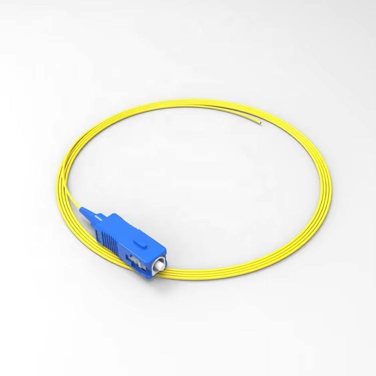 LF-031-SC UPC Fiber Optic Pigtail 0.9mm 1.5m G.652D Single Mode Optical Fiber Pigtail