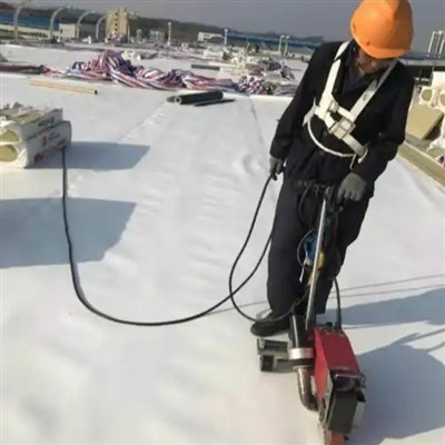 How to maintain geomembrane during use?
