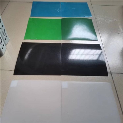 What are the advantages of using black green dual color geomembrane for landfill cover