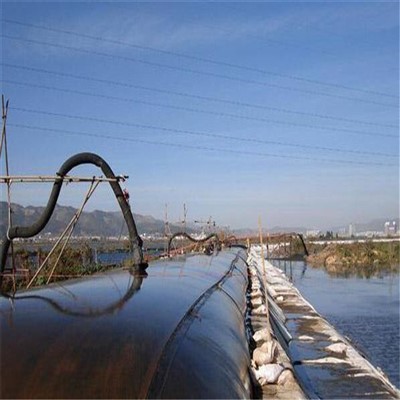 Geotextile tube