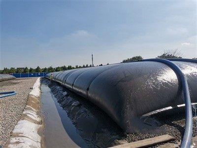 Geotextile tube