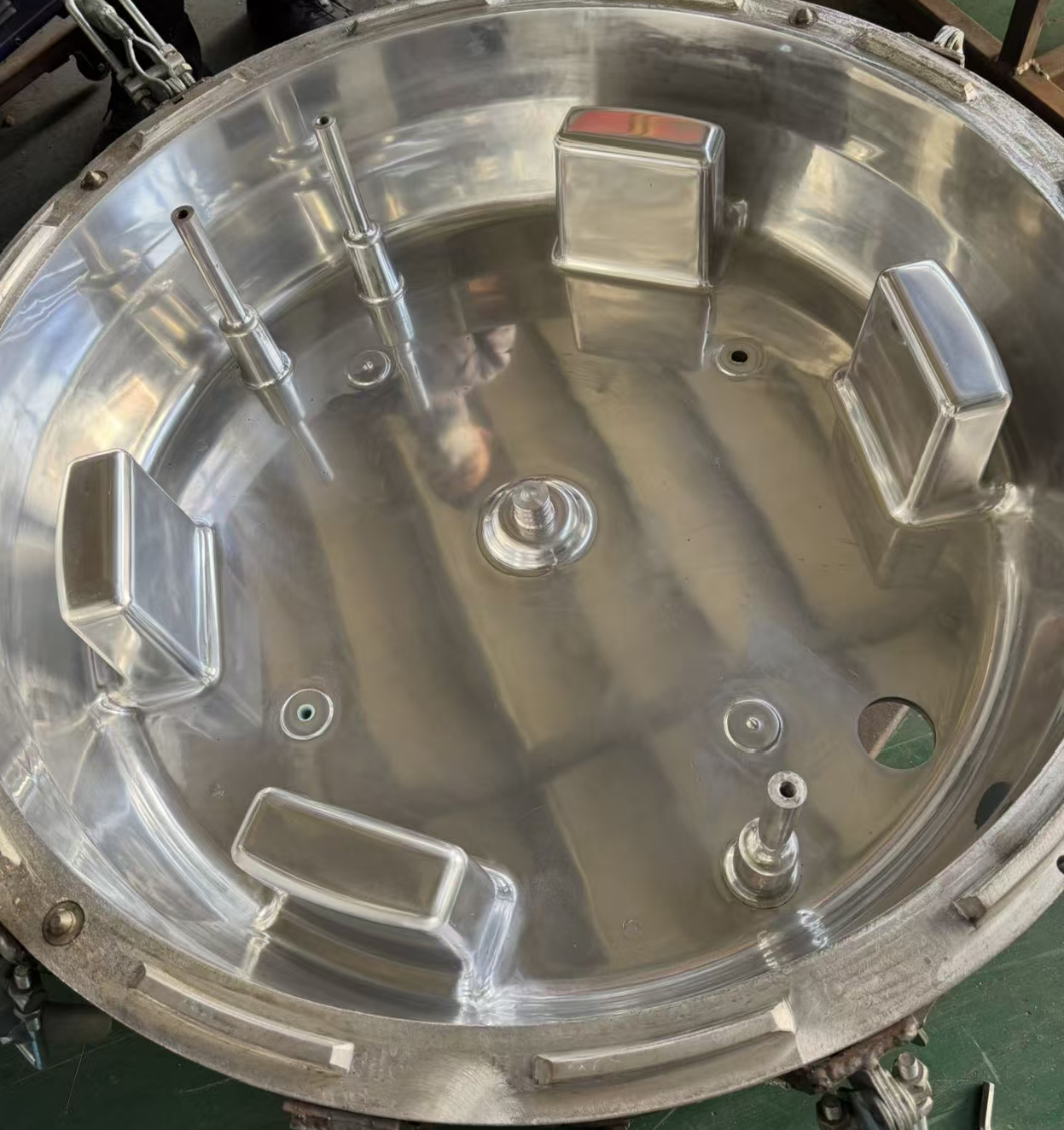 Rotational Moulding for Plastic Tanks Rotomoled Water Tank Mould Rotomolding Product