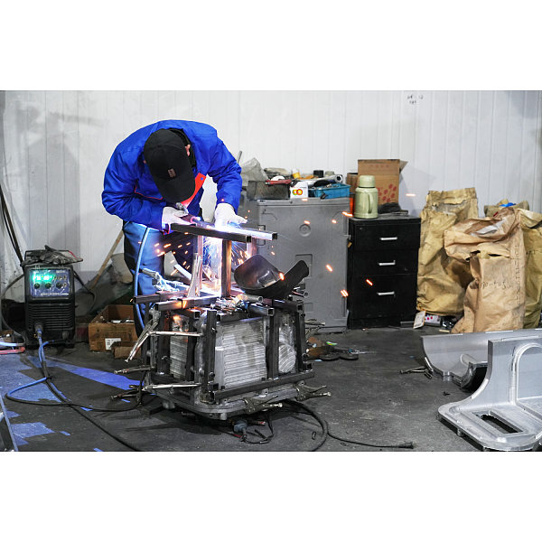 6  Welding mold frame