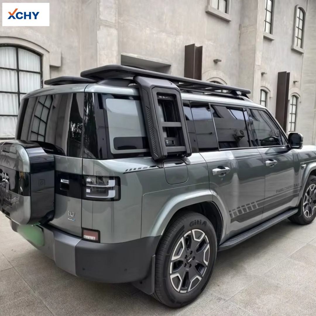 High-quality aluminum alloy off-road kit for Leopaed SUVs, including roof platform, side ladders, and side storage pockets.