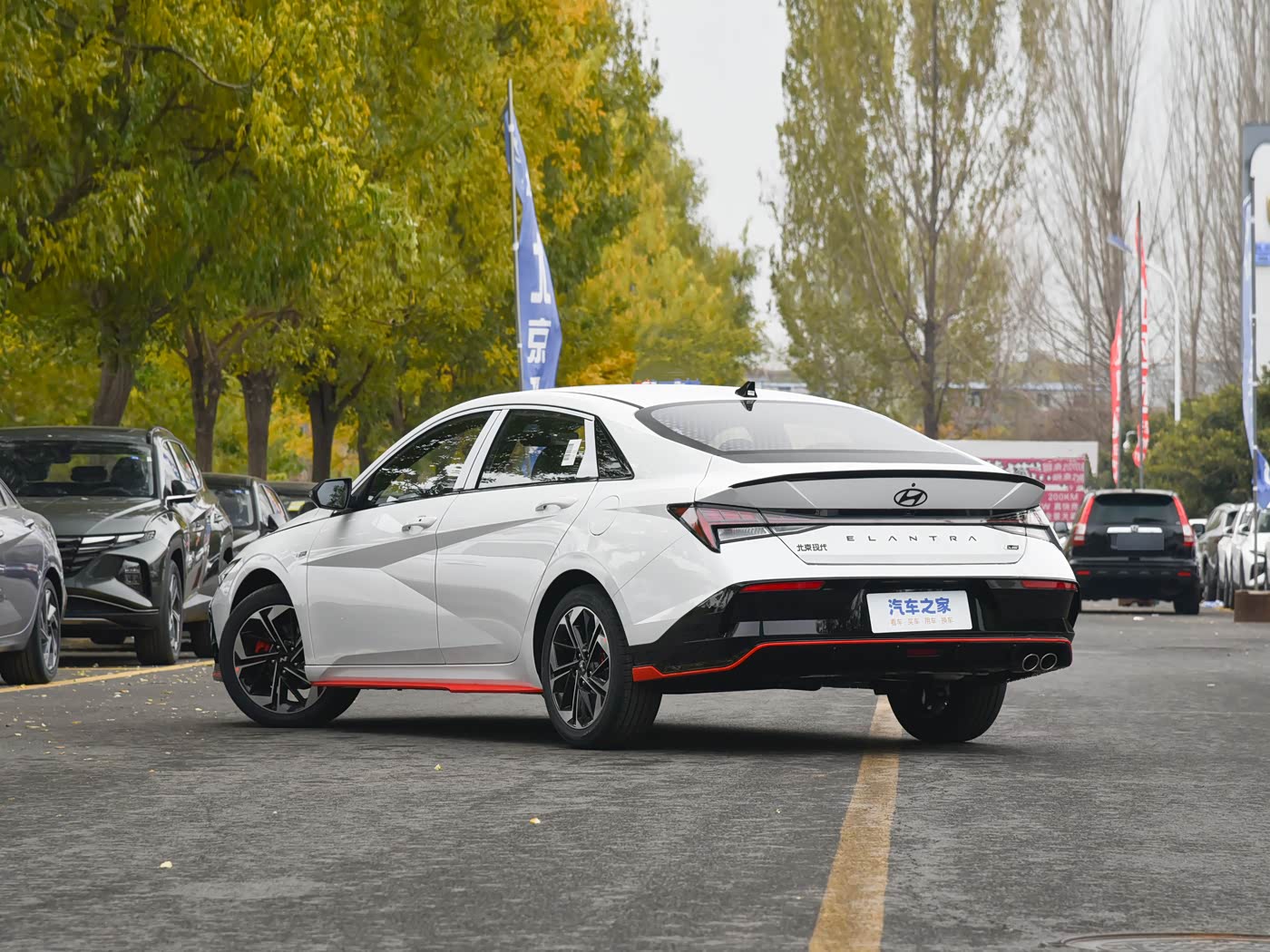 ELANTRA