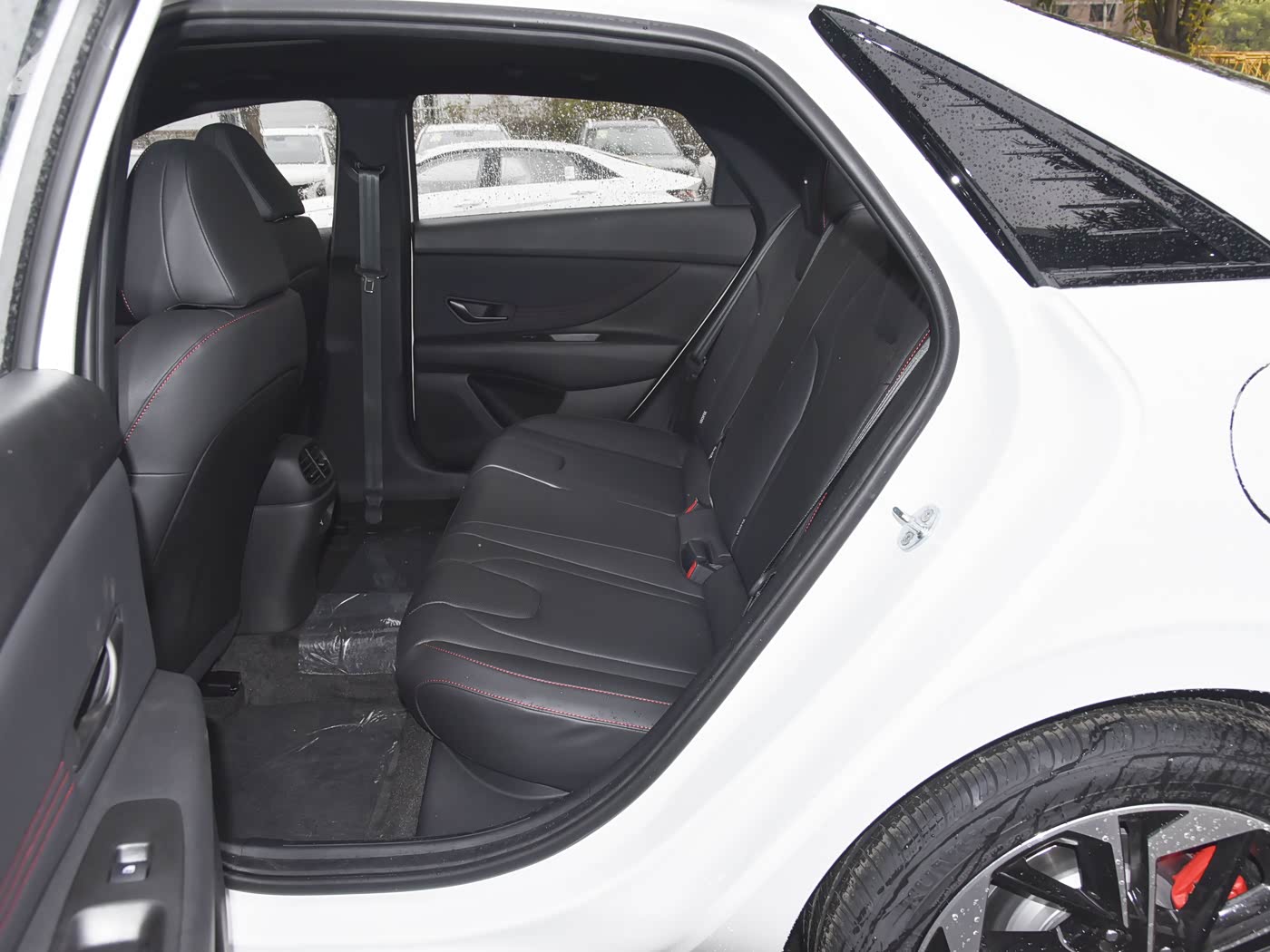 ELANTRA