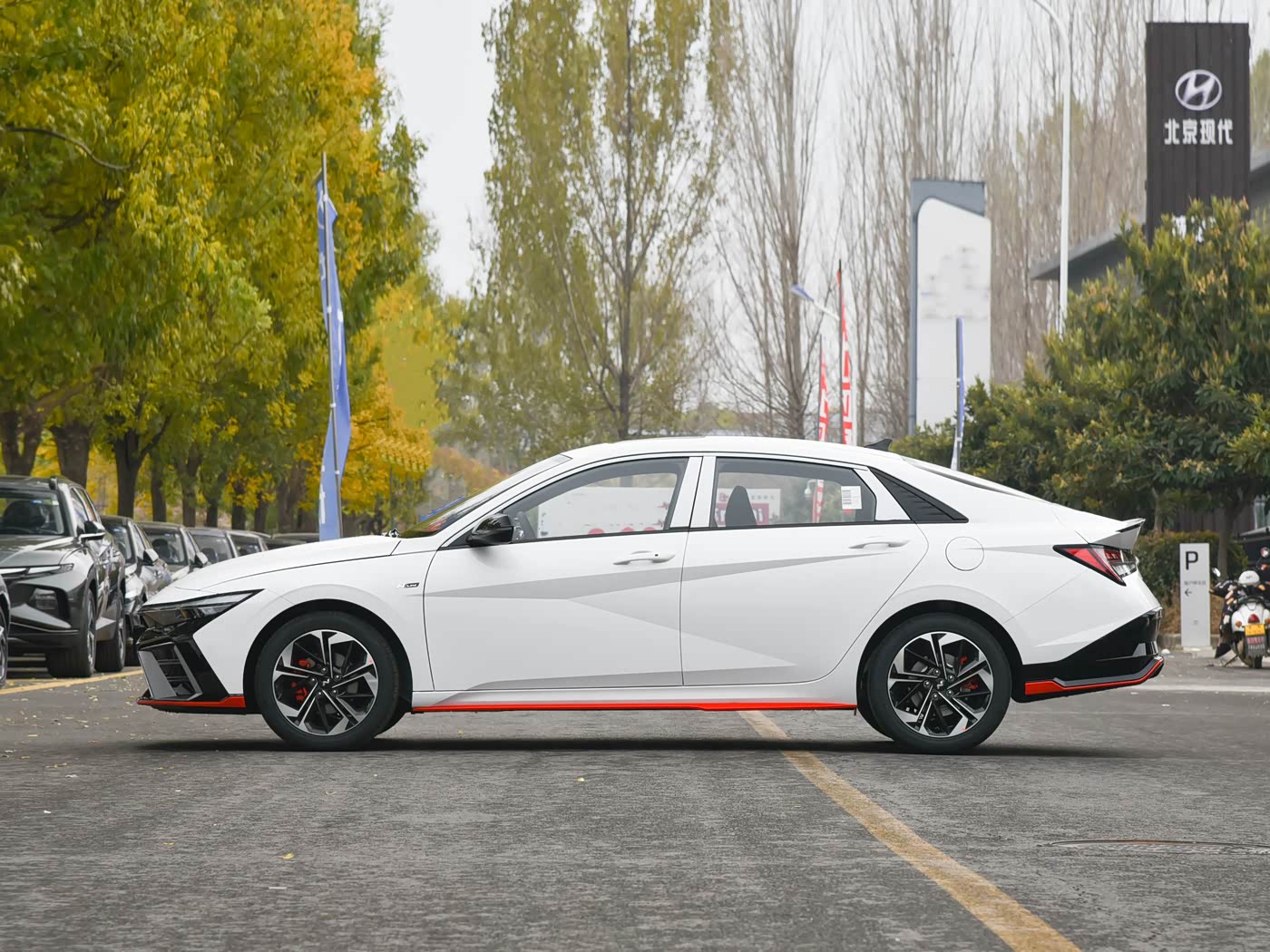 ELANTRA
