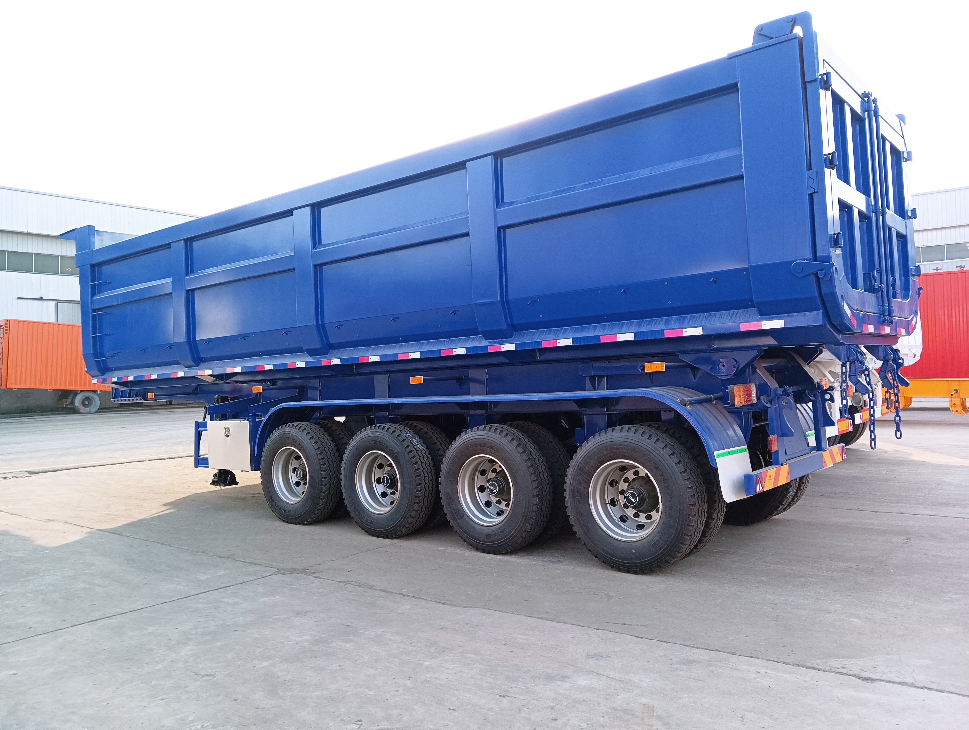  4-axle U-Shaped Rear-Tilt Self-Unloading Machine