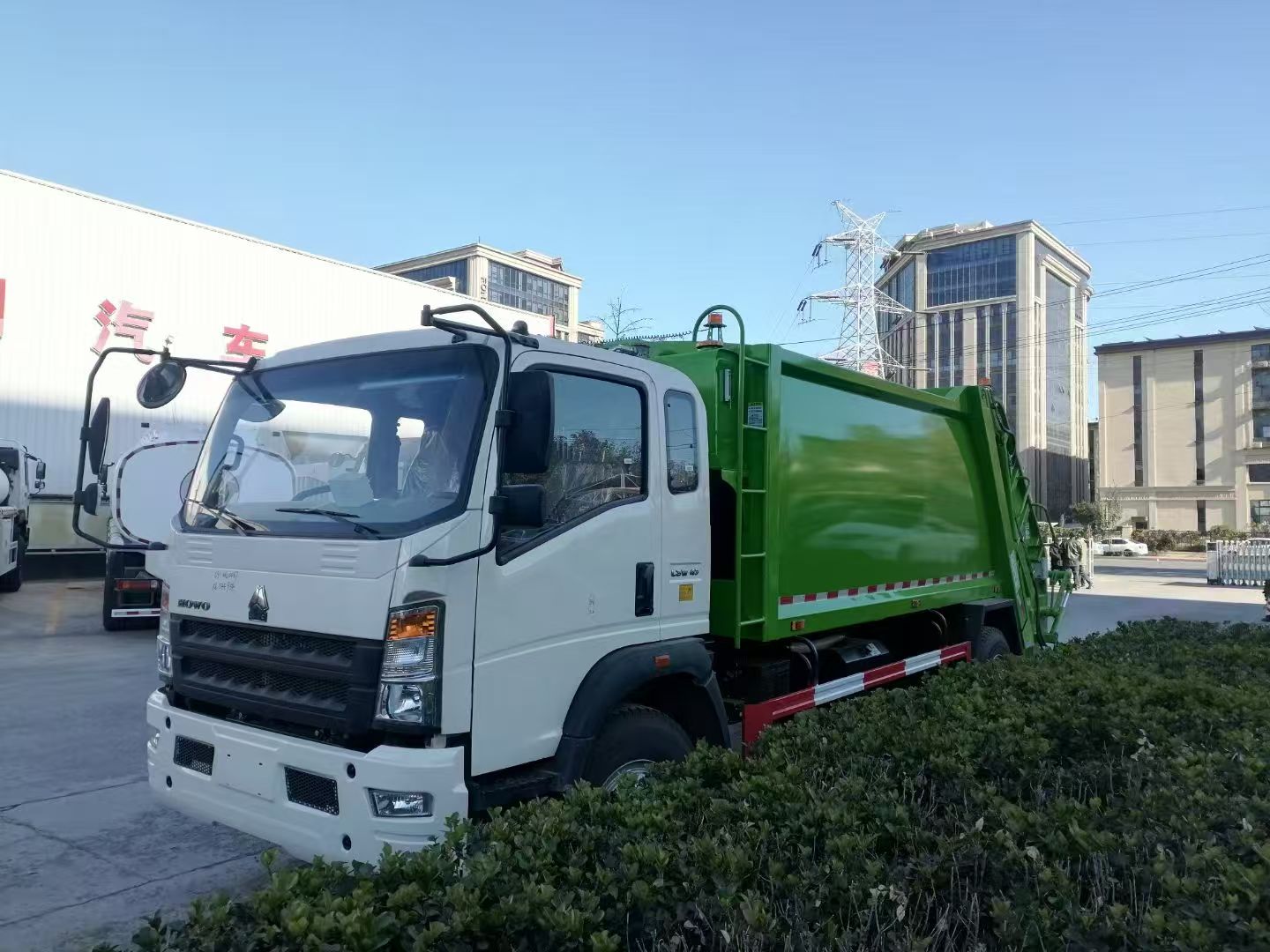 Compactor Garbage Truck