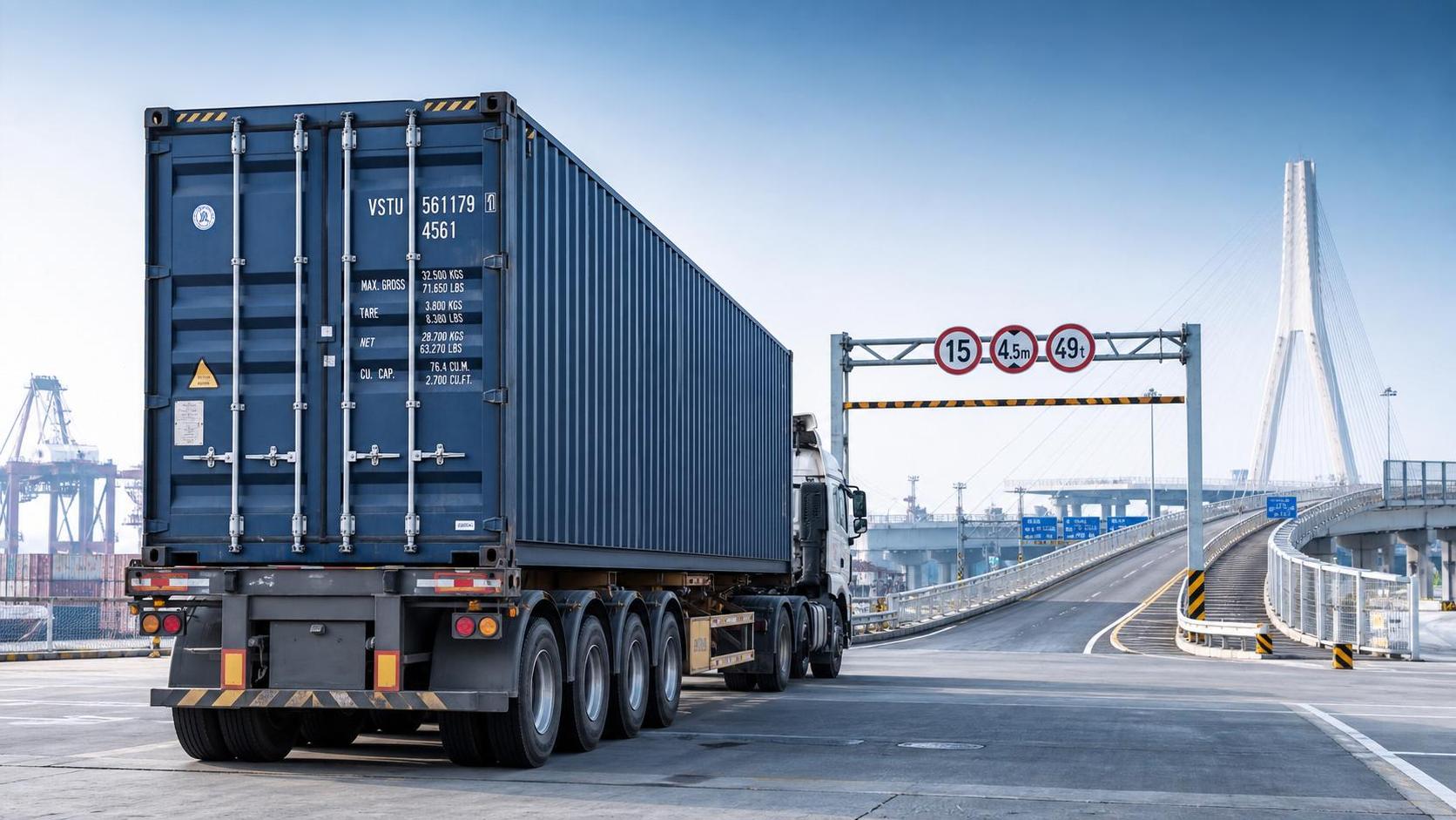 Skeleton Container Semi-Trailer Load Limits and Route Risks Explained