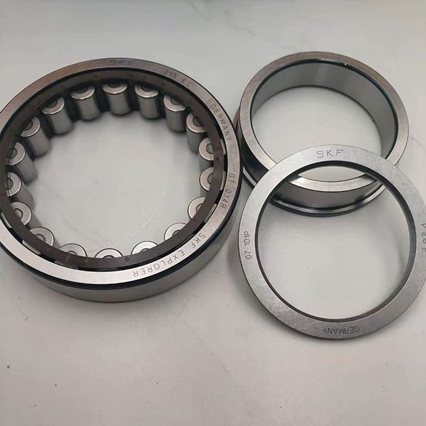 SKF NUP215ECP Cylindrical Roller Bearing