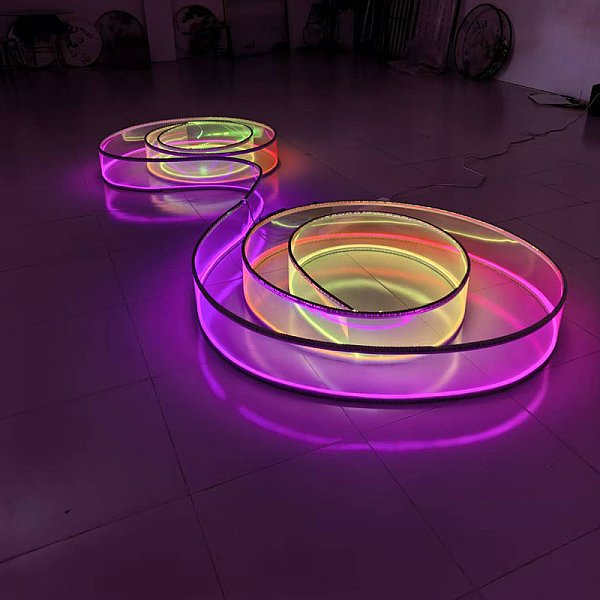 Scratch resistant fully transparent luminous running horse lantern exhibition banquet hall hotel tea room ceiling decoration pendant light ribbon