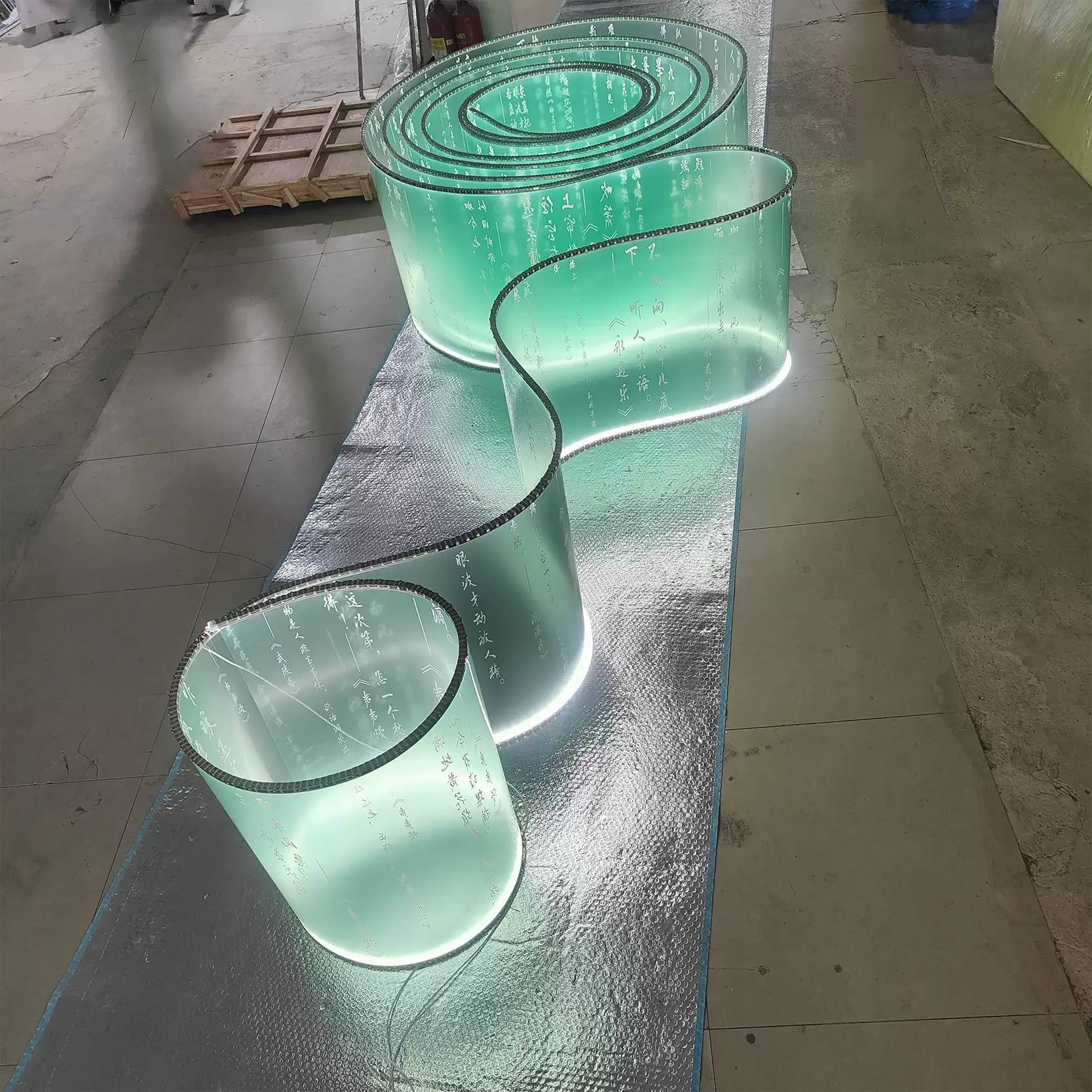 Modern new Chinese style simple semi transparent solid color hollow text art calligraphy pendant light shining hotel exhibition ribbon