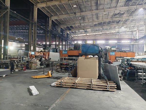Phenolic & PU Duct Board Production Line5