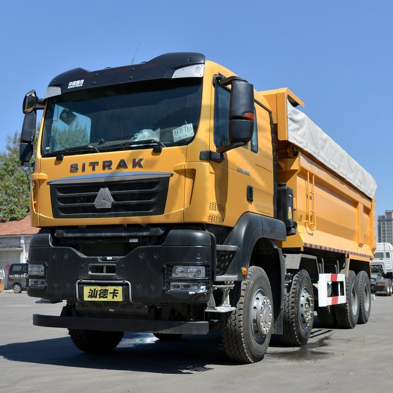 Sinotruk Sitrak G7W 400HP 8x4 6.8m Dump Truck