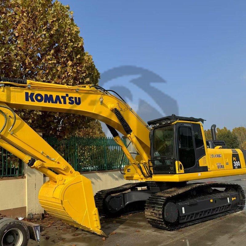 Komatsu PC300/300LC 33 Ton Hydraulic Excavator