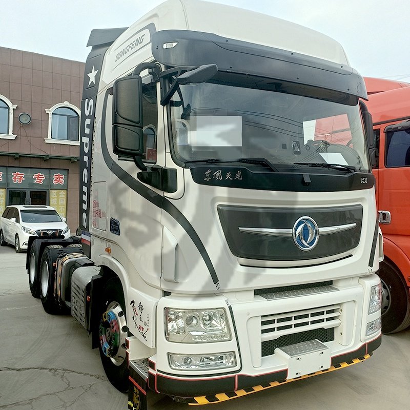Dongfeng KX 6x4 Tractor Head Truck