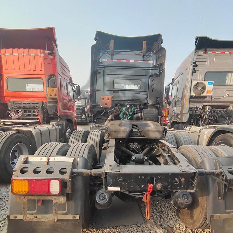 FAW JH6 6x4 460HP CNG Tractor Truck