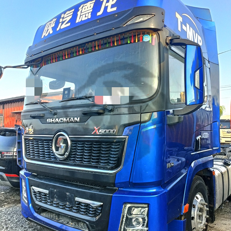 Shacman X5000 6x4 550HP Tractor Head Truck