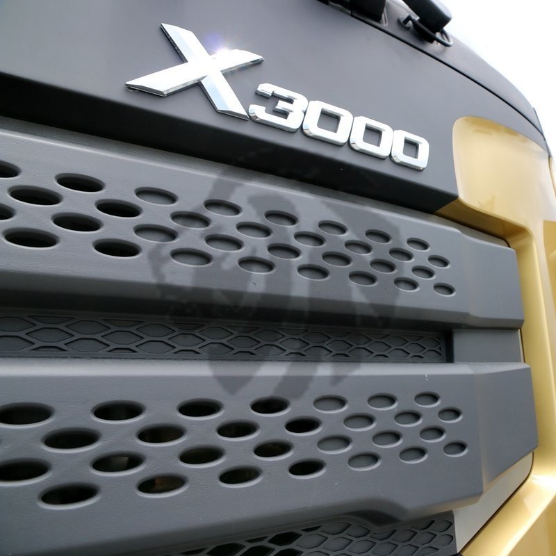Shacman X3000 6x4 500HP Tractor Truck