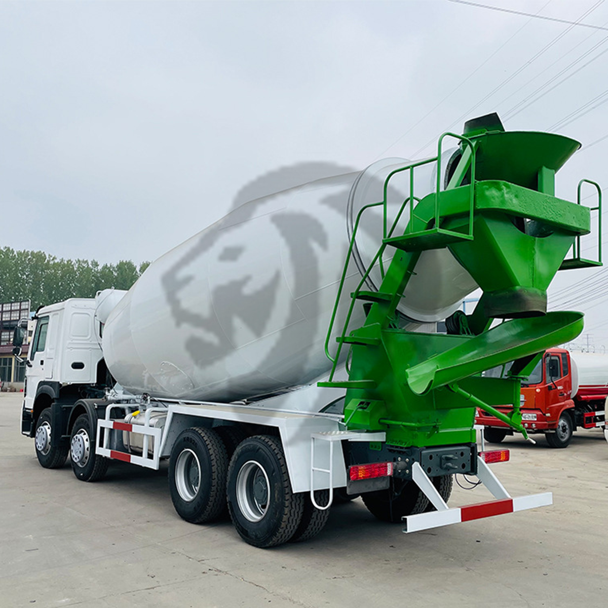 Howo 371 8x4 Concrete Cement Mixer Truck