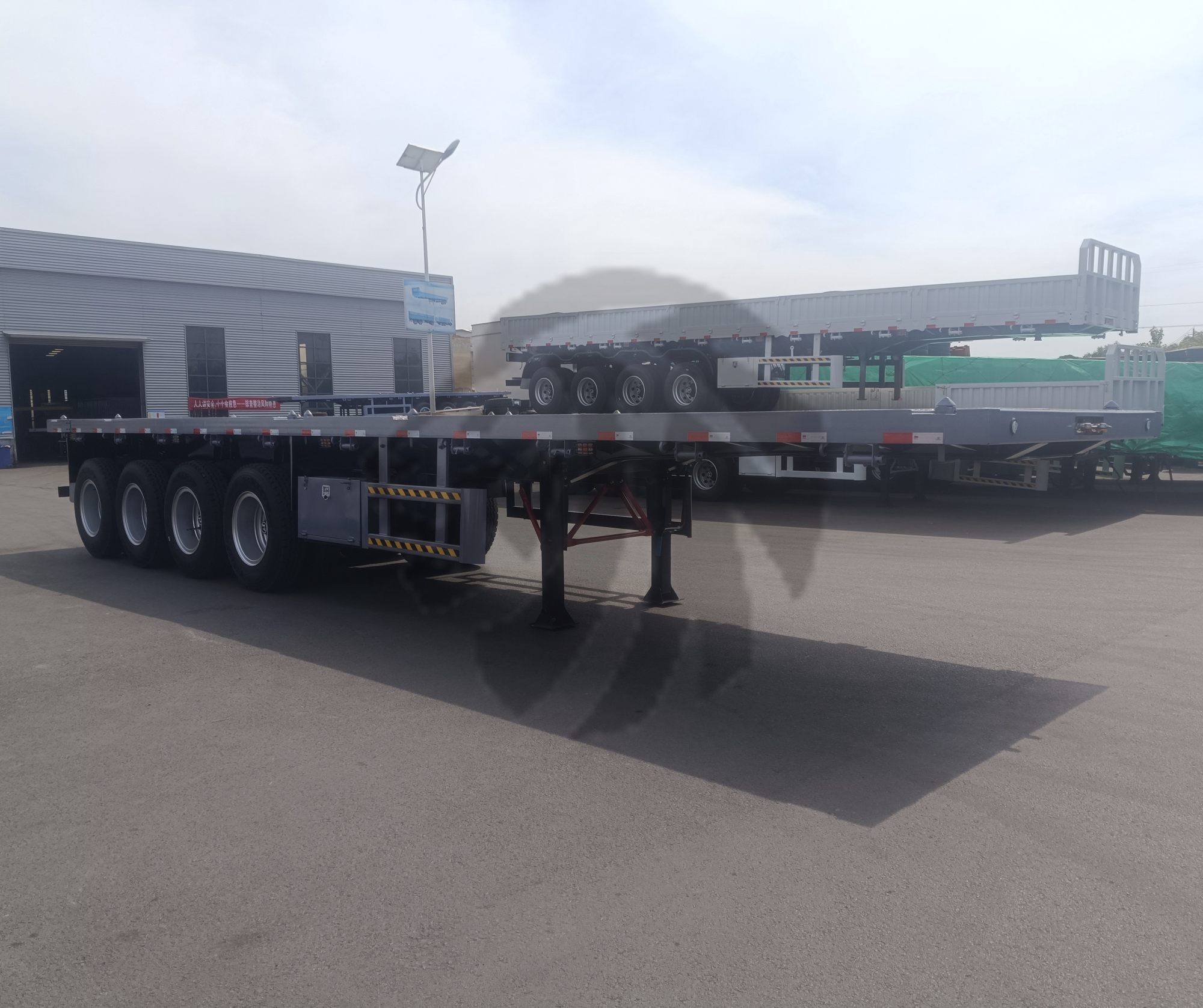 微信图片_20260716194723_37_451 70 Ton 4 Axle Flatbed Trailer