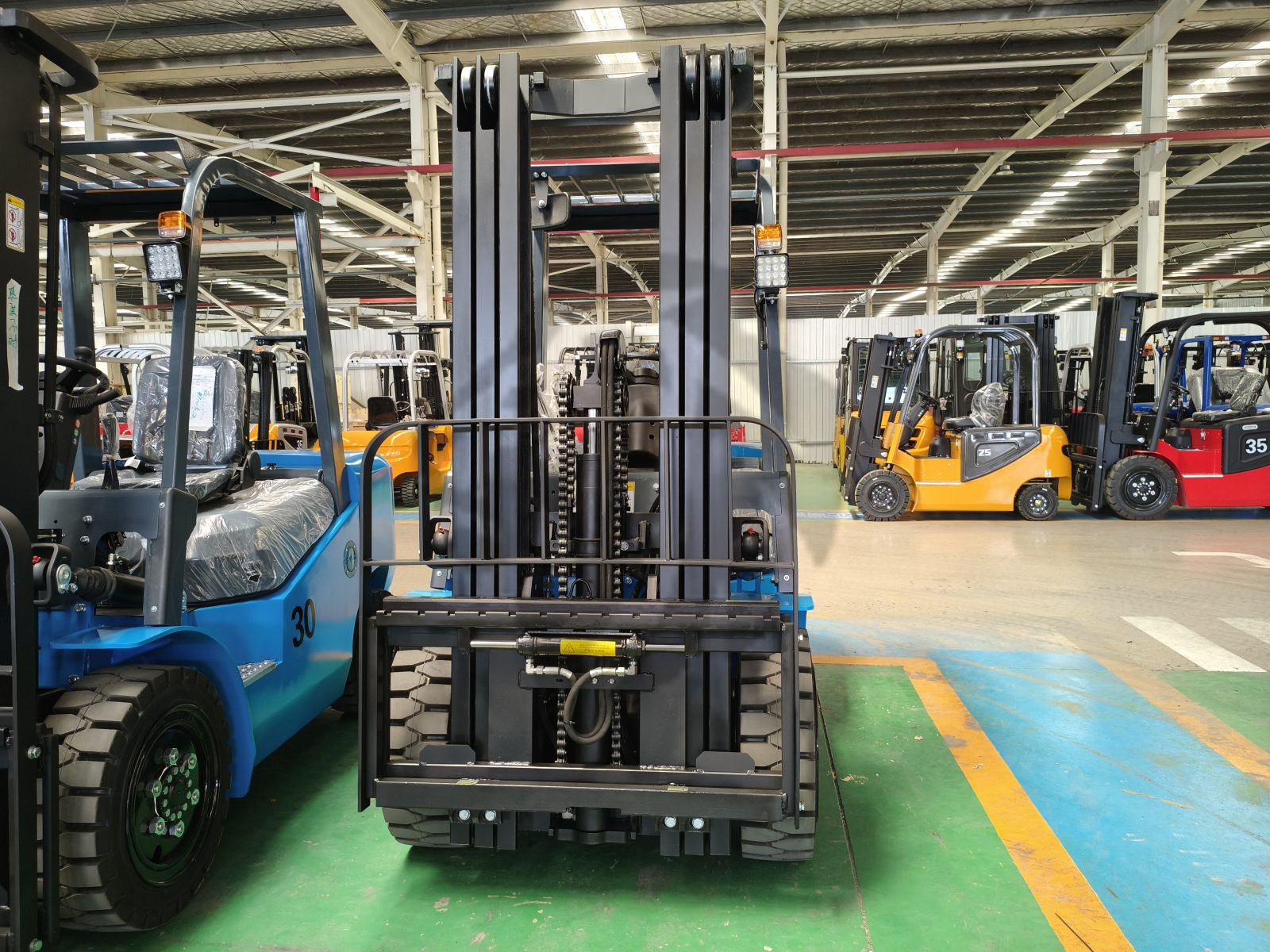 2.5-Ton Electric Forklift