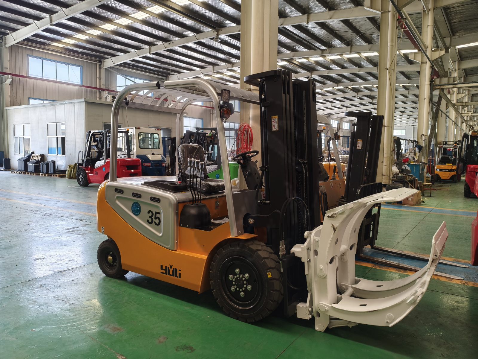 2.0-Ton Electric Forklift