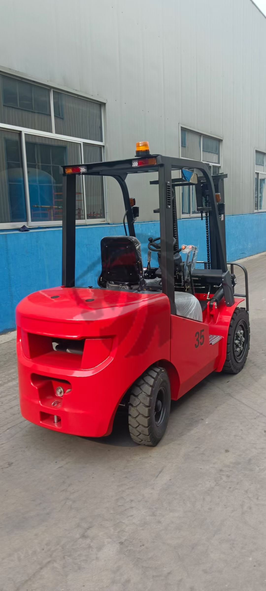 2.0-Ton Diesel Forklift