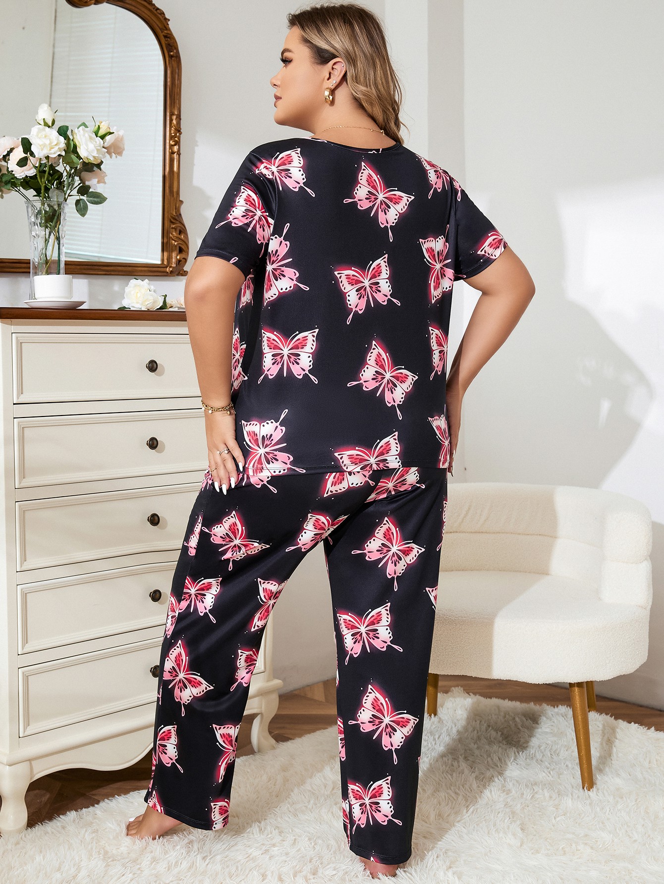 Plus Size Cool Butterfly Pattern Loose Thin Loungewear Set