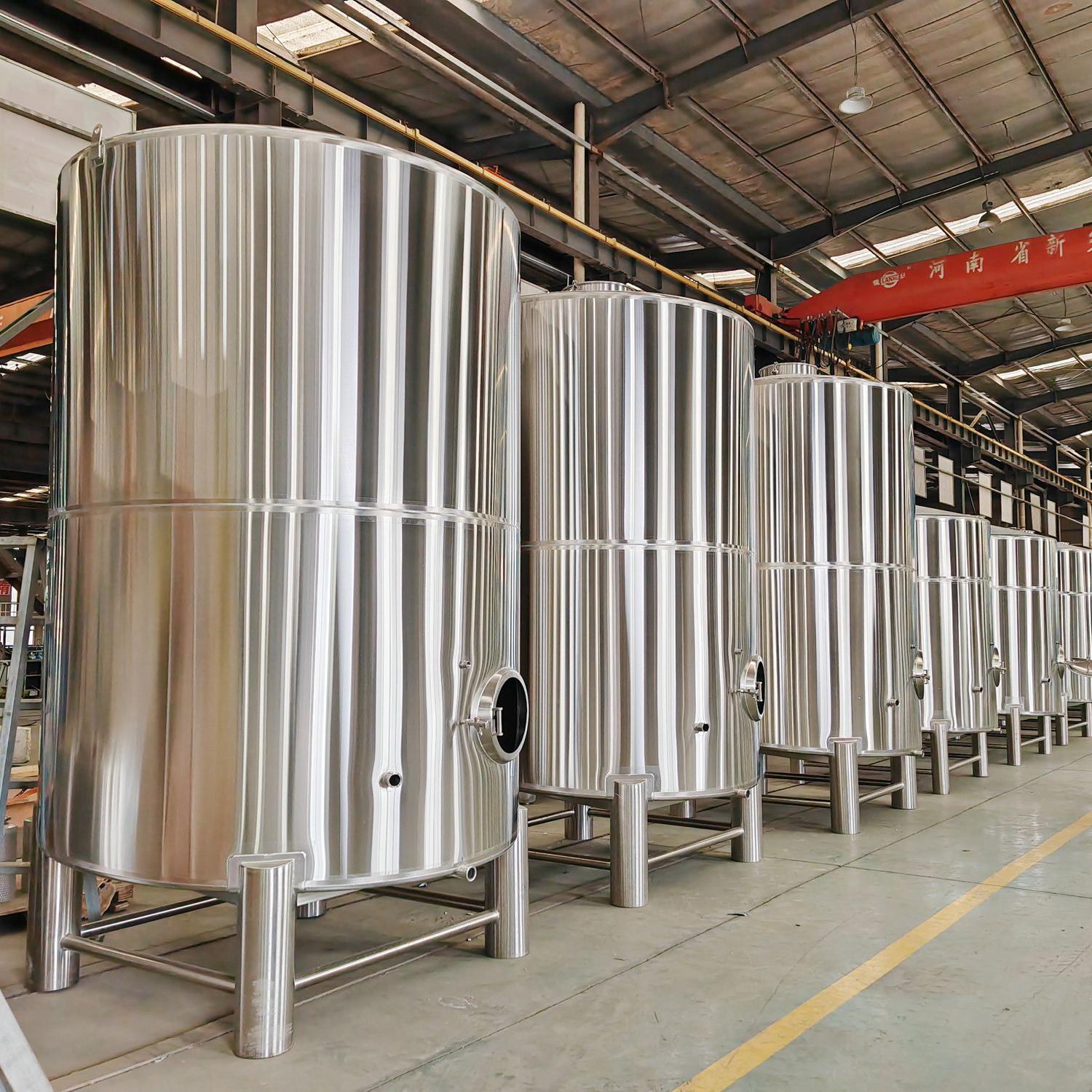 whisky vodka conhaque tanques de álcool