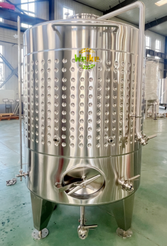Tanques de armazenamento de vinho de 7500L para vinícola