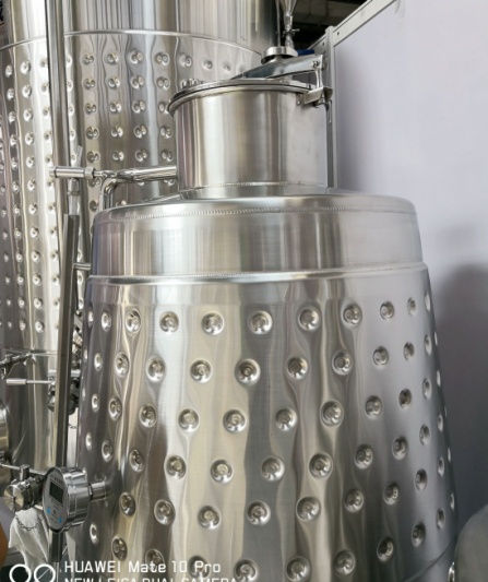 Que atrasos um fornecedor de equipamentos para cervejaria direto da fábrica pode reduzir?