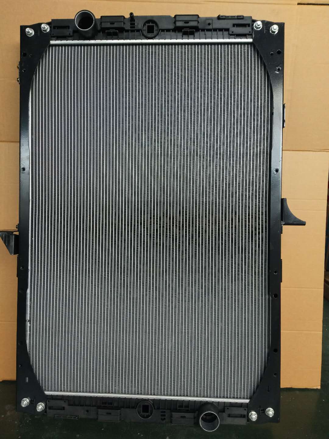 XD803 DAF用散热器